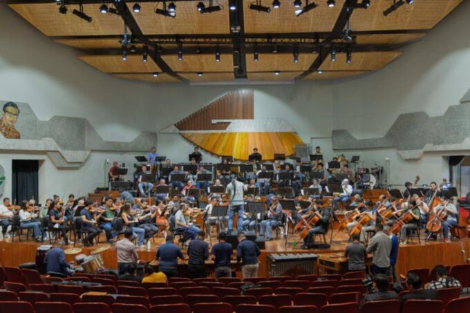 homenaje-sinfonico-a-la-marimba-por-el-40-aniversario-de-maderas-chapinas