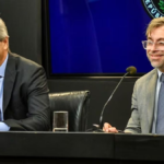 el-gobierno-asegura-que-no-habra-turbulencias-cambiarias-en-2027-e-insiste-en-que-el-dolar-no-esta-atrasado