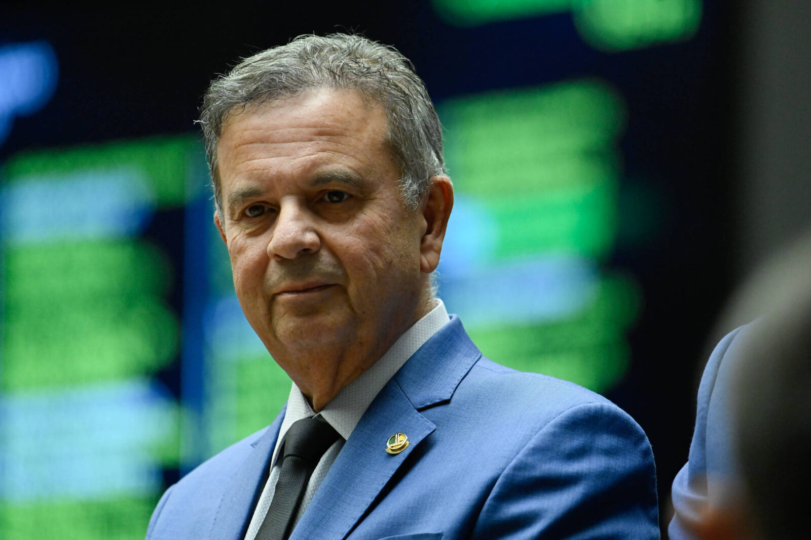 lider-da-oposicao-quer-obrigar-presidente-do-senado-a-decidir-sobre-impeachment-do-stf-em-ate-30-dias