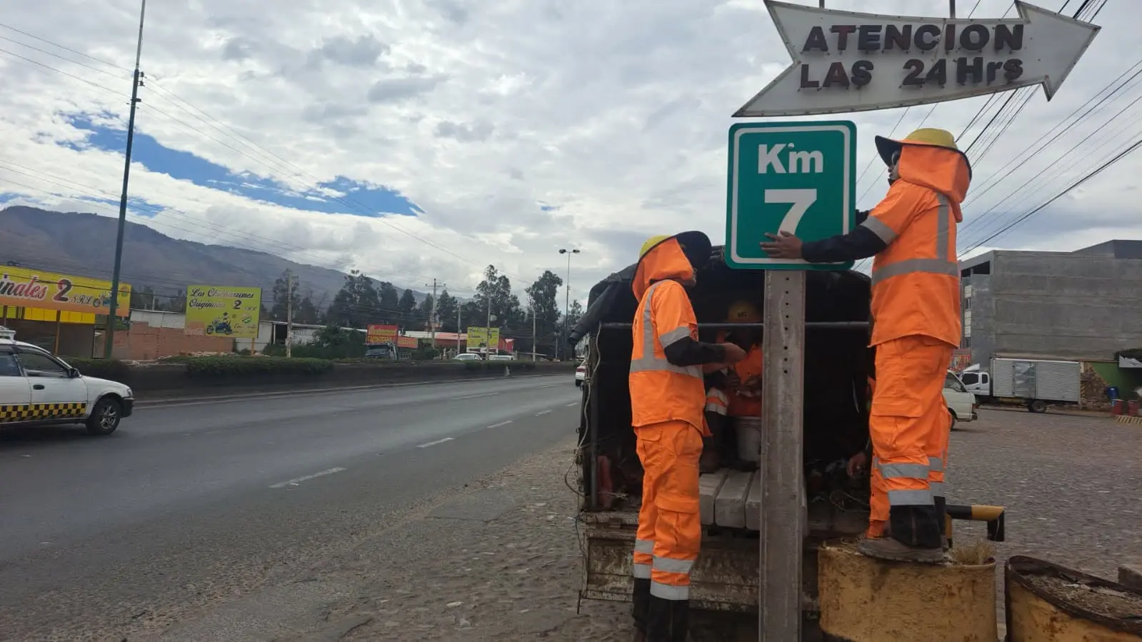 la-abc-implementa-senalizacion-en-la-via-cochabamba-–-santa-cruz