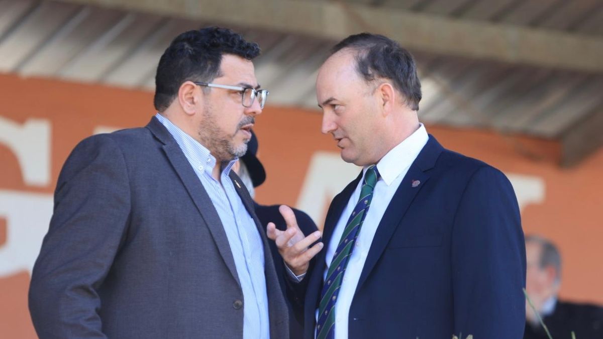 “el-puerto-pertenece-a-uruguay”:-ferber,-la-conflictividad-sindical-y-sus-alusiones-al-hormigon-y-la-cerveza