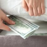 inocencia-fiscal-ii-ya-es-ley:-hasta-cuando-se-podran-sacar-los-dolares-del-colchon-y-que-cambia-para-los-contribuyentes