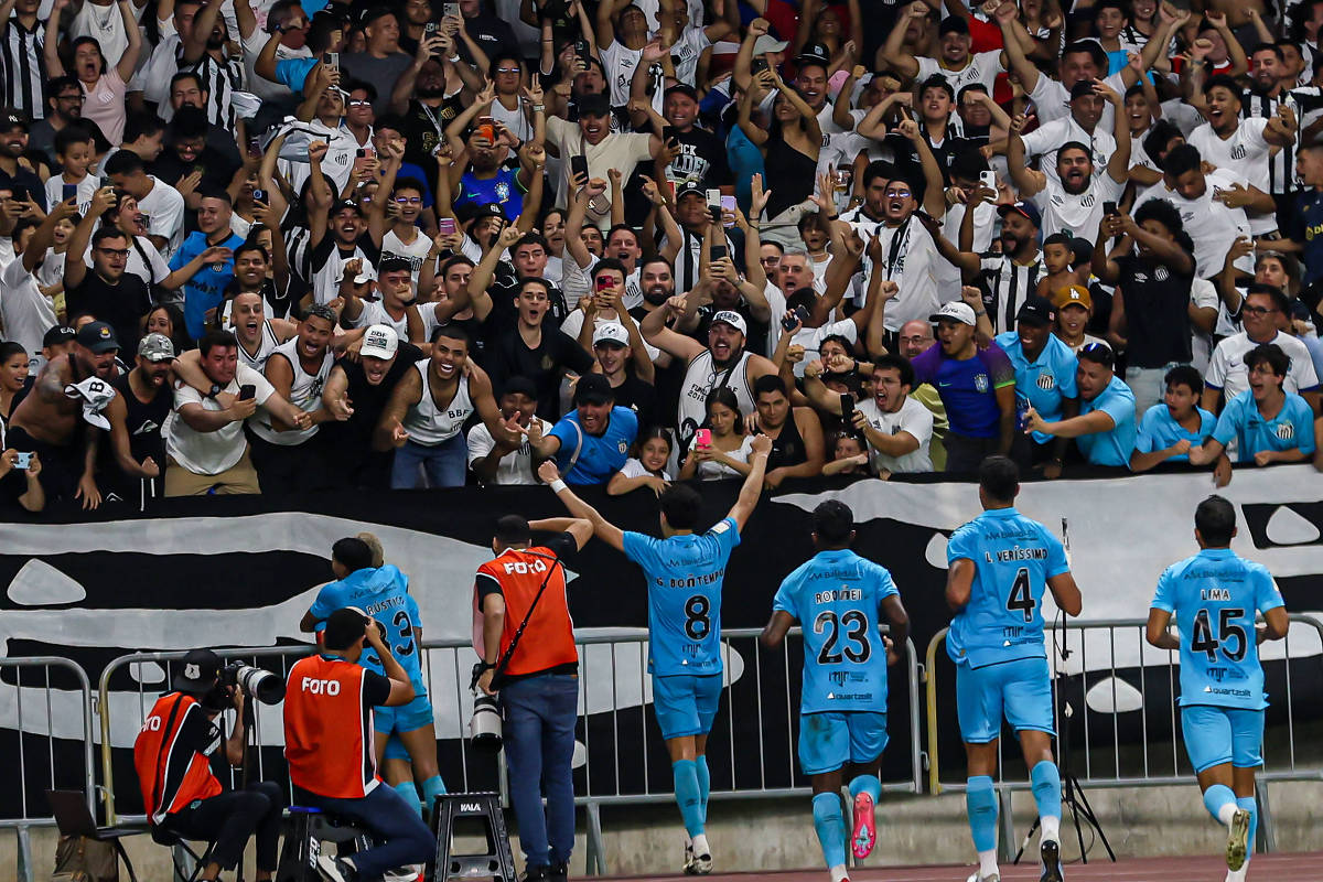 gabigol-decide-no-fim,-e-santos-vence-o-remo-no-mangueirao