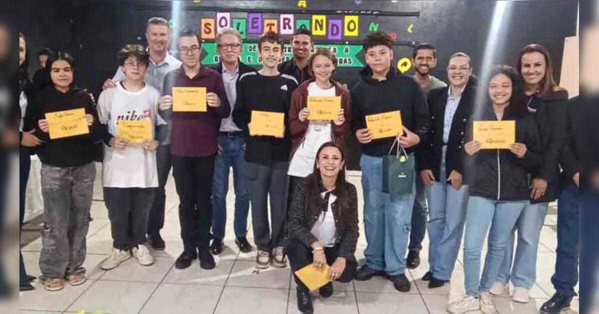 colegio-bento-mussurunga-realiza-2a-edicao-do-soletrando-em-ivaipora