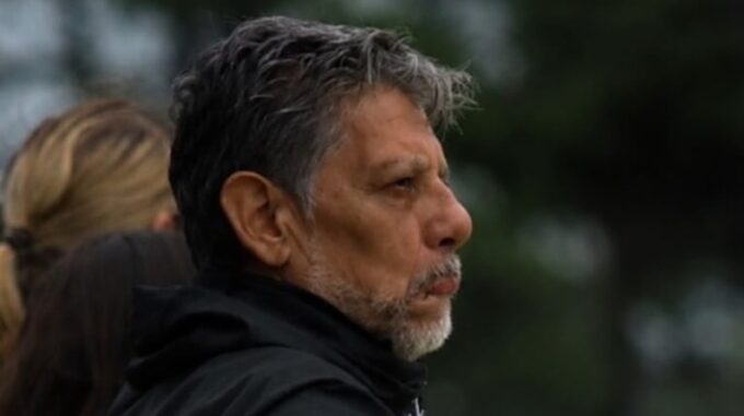 un-entrenador-de-hockey-detenido:-“las-adolescentes-debian-banarse-con-el”
