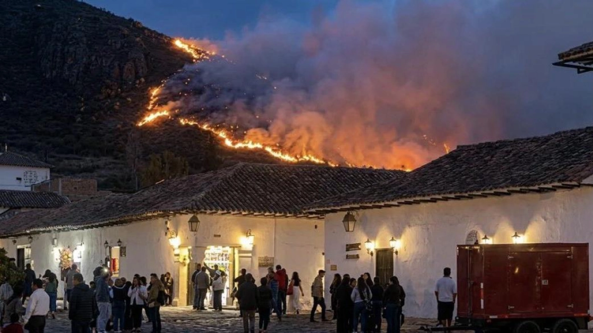 grave-incendio-en-el-cerro-de-san-marcos-en-villa-de-leyva:-black-hawk-de-la-fuerza-aerea-colombiana-ha-descargado-14.000-galones-de-agua