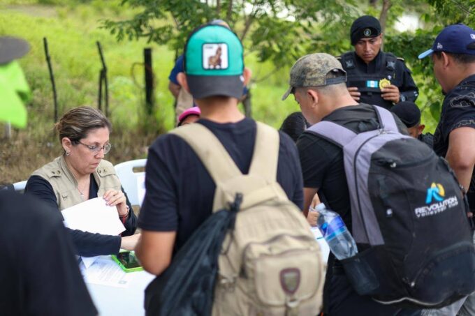 migrantes-hondurenos-ingresan-al-pais;-pnc-activa-plan-de-control-y-ee-uu.-hace-advertencia
