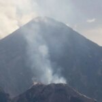 volcan-santiaguito-mantiene-emision-de-ceniza-tras-sismo-registrado-este-martes