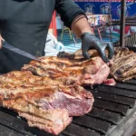 pesadez-e-hinchazon-tras-fiestas-patrias:-expertos-explican-como-volver-a-la-rutina-sin-caer-en-dietas-restrictivas