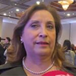 dina-boluarte-reaparece-en-acto-publico-despues-de-mas-de-10-meses:-“yo-estoy-feliz”