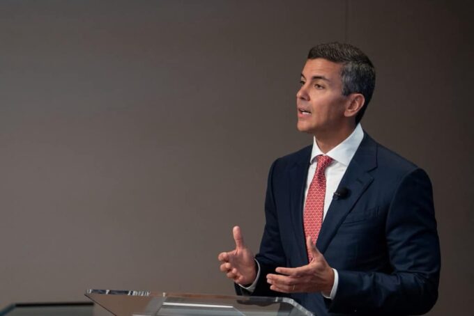 santiago-pena-dice-que-paraguay-“quiere-colaborar”-en-la-transicion-de-venezuela-a-la-democracia