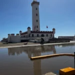 rotura-de-matriz-provoca-gran-acumulacion-de-agua-en-las-cercanias-de-la-avenida-del-mar