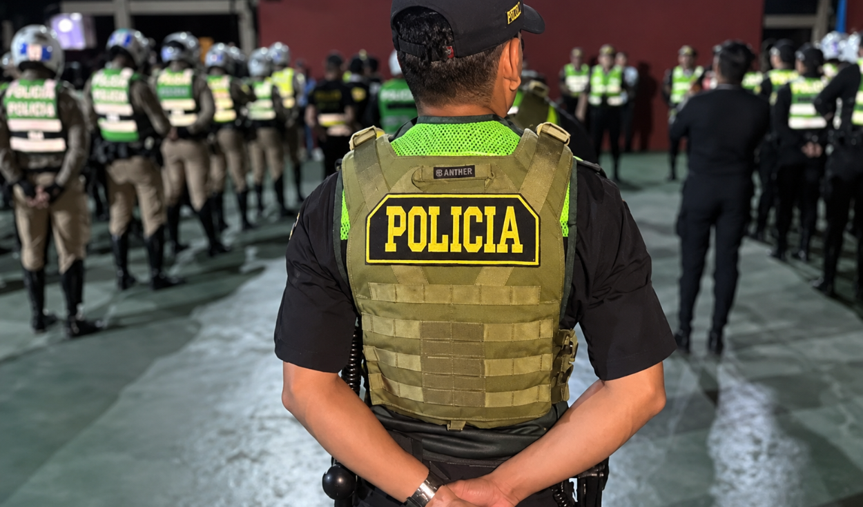 policia-acusado-de-extorsionar-a-comerciante-recibe-9-meses-de-prision-preventiva:-habria-cobrado-cupo-de-s/3.000