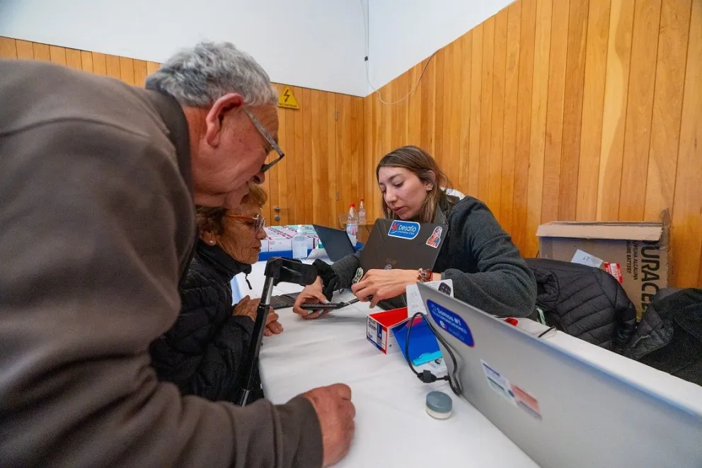 entregaran-mas-de-700-celulares-y-baterias-portatiles-a-afectados-por-temporales