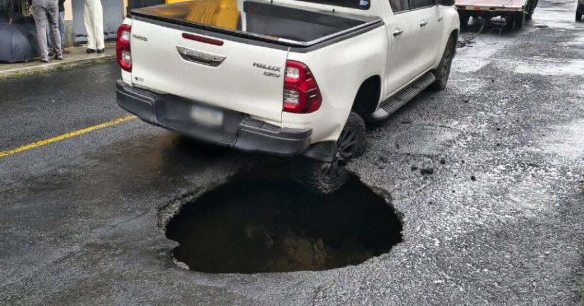 hundimiento-vuelve-a-afectar-colonia-pablo-vi,-en-mixco,-en-el-mismo-sector-de-hace-2-anos