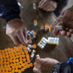 anvisa-alerta-para-risco-de-contaminacao-em-preparo-caseiro-de-caneta-emagrecedora-ilegal