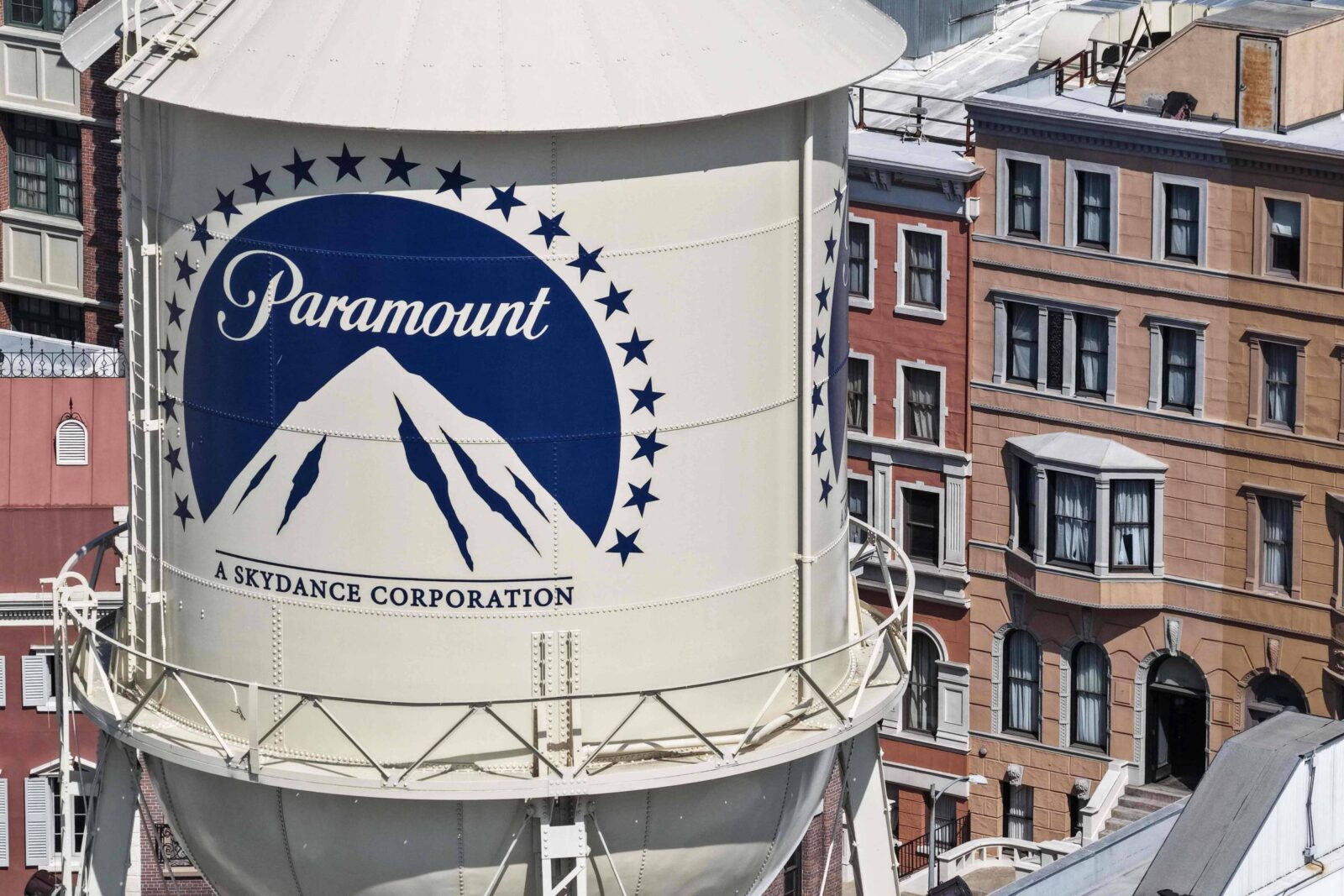 paramount-considera-convidar-elon-musk-para-investir-em-fatia,-diz-site