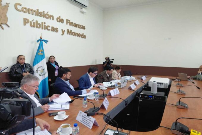 comision-de-finanzas-comparte-cronograma-de-audiencias-para-discutir-proyecto-de-presupuesto-de-2027