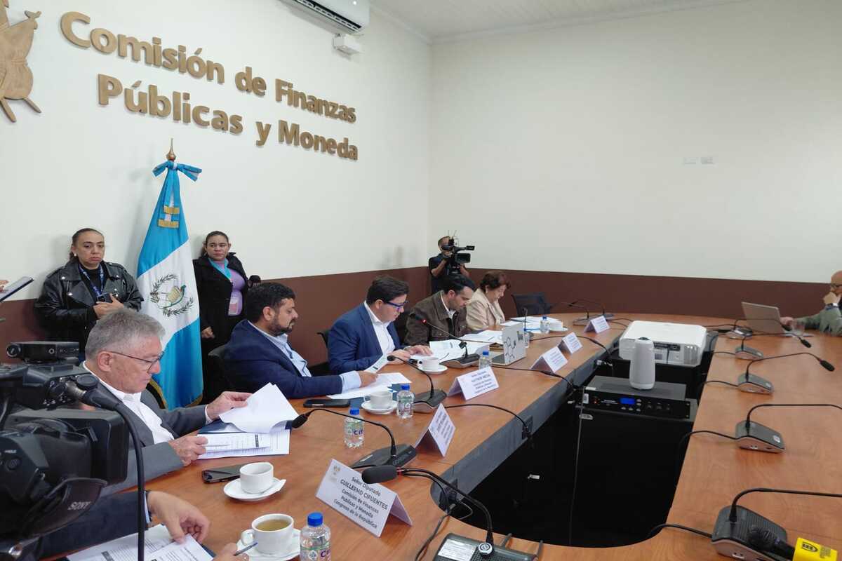 comision-de-finanzas-comparte-cronograma-de-audiencias-para-discutir-proyecto-de-presupuesto-de-2027