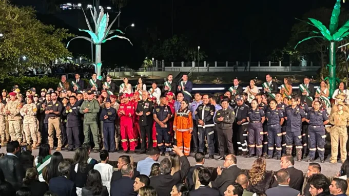 concejo-municipal-rinde-homenaje-a-la-esencia-y-grandeza-de-santa-cruz-en-sus-216-anos-de-historia-en-su-gesta-libertaria
