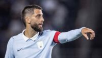 el-uno-por-uno-de-uruguay-en-la-derrota-3-1-ante-japon-en-el-debut-de-diego-forlan:-bentancur-el-cerebro,-otro-gol-de-maxi-araujo-y-los-fallos-en-el-final