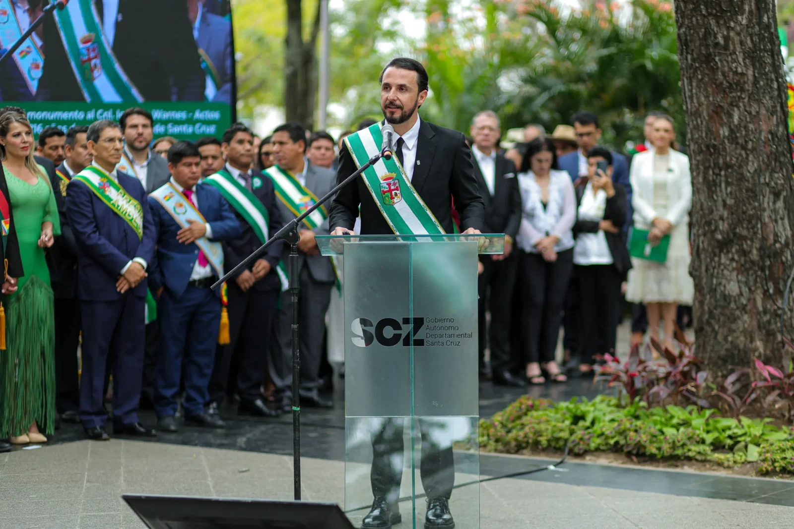 santa-cruz-celebra-216-anos-y-velasco-plantea-una-agenda-de-autonomia