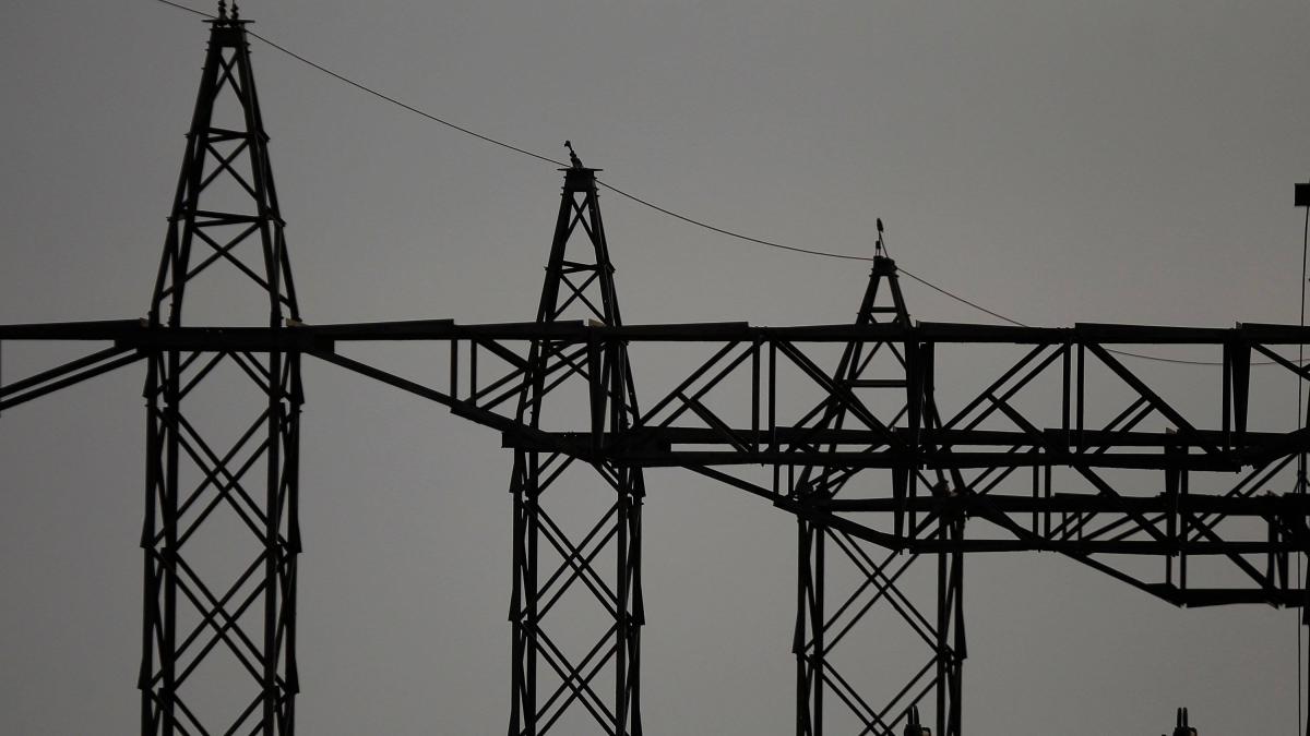 ¿ahorro-o-castigo?-la-batalla-del-caribe-para-evitar-que-el-plan-energetico-de-la-creg-encarezca-las-facturas-en-la-region-mas-caliente-del-pais