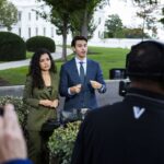 tras-un-primer-intento-fallido,-periodistas-de-medios-vetados-por-trump-logran-ingresar-a-la-casa-blanca