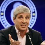 luis-caputo-atribuyo-la-caida-de-la-actividad-a-“shocks-transitorios”-y-a-menos-horas-trabajadas-por-el-mundial