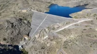 combarbala-vuelve-a-impulsar-los-proyectos-de-embalses-murallas-viejas-y-la-tranca