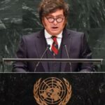 cuanto-cuesta-la-corbata-en-homenaje-a-adam-smith-que-uso-milei-en-la-onu