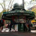 al-rescate-de-los-kioscos:-im-habilita-venta-de-cafe,-snacks-y-accesorios-de-celular-y-reduce-el-canon-para-un-sector-en-caida