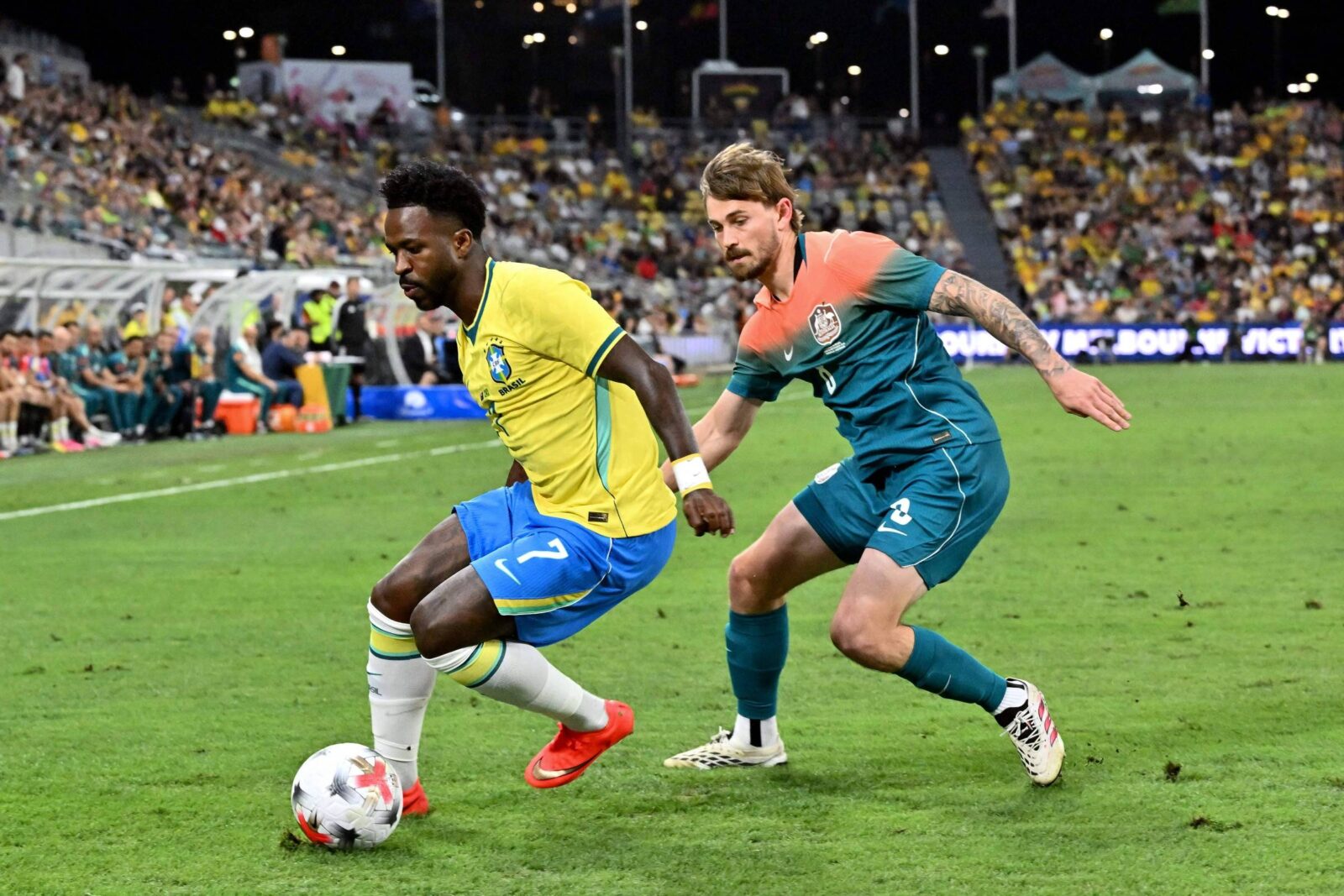 selecao-repete-problemas-da-copa-e-so-empata-com-australia-no-ultimo-lance