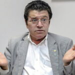 ex-deputado-que-apresentou-projeto-para-retirar-titulo-de-padroeira-do-brasil-foi-assessor-de-bolsonaro
