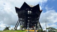 el-emblematico-y-recordado-mirador-turistico-de-filandia,-quindio,-sera-demolido-tras-danos-causados-por-el-terremoto-del-10-de-agosto