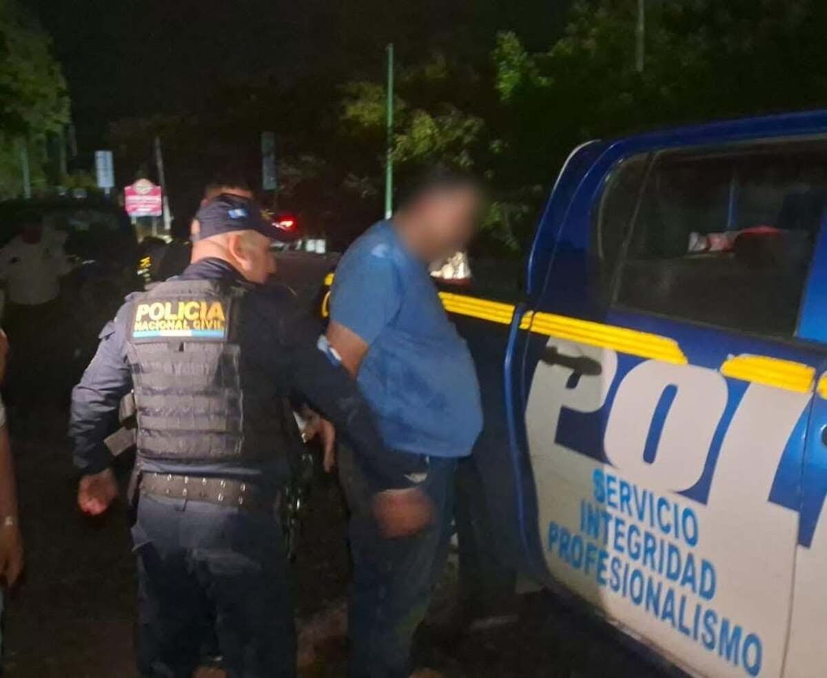 tras-denuncia-ciudadana,-pnc-recupera-vehiculo-robado-que-circulaba-con-otras-placas