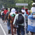 migrantes-hondurenos-cruzan-guatemala-y-llegan-a-mexico-en-caravana-rumbo-al-norte