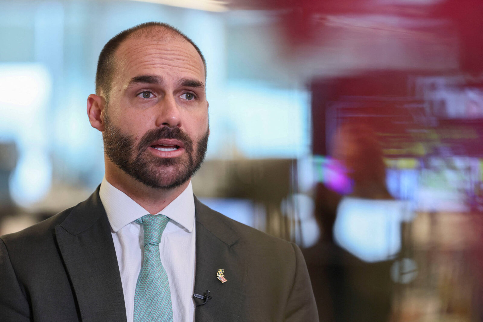 stf-condena-eduardo-bolsonaro-a-1-ano-de-prisao-por-difamacao-contra-tabata