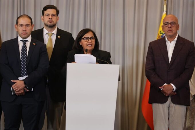 mesa-de-negociacion-acuerda-comite-que-evaluara-credenciales-de-postulados-al-tsj