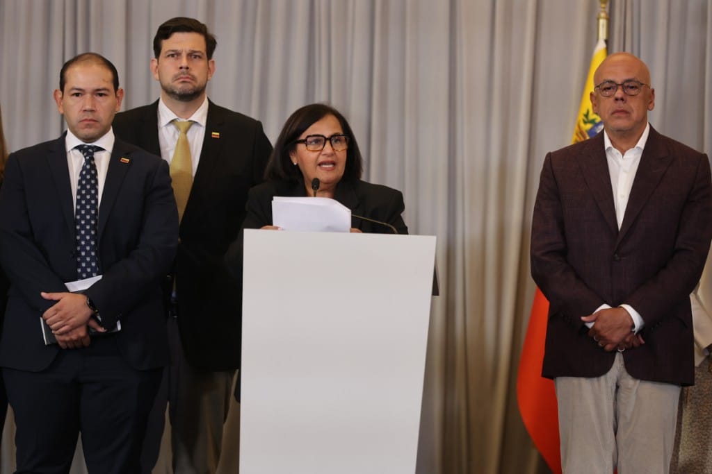 mesa-de-negociacion-acuerda-comite-que-evaluara-credenciales-de-postulados-al-tsj