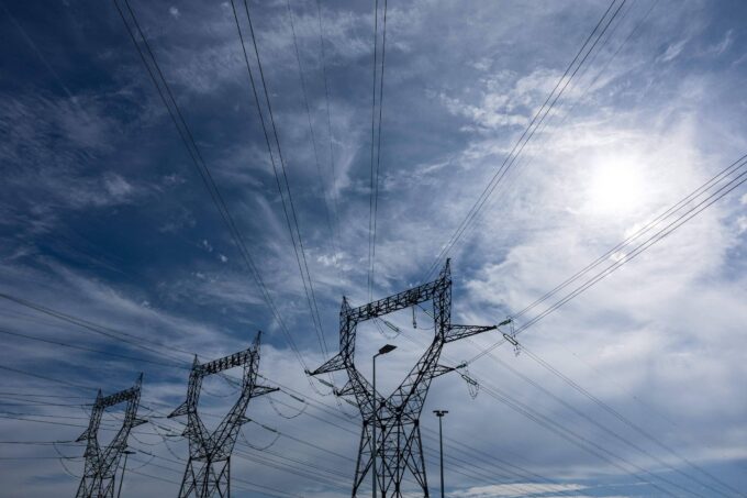 empresa-sueca-aposta-em-sistemas-eletricos-pequenos-para-atender-demanda-e-evitar-apagoes