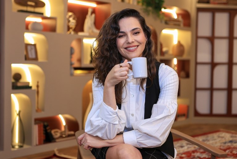 cafe-filosofico:-taina-muller-recebe-eduardo-wolf-para-falar-sobre-aristoteles-e-felicidade