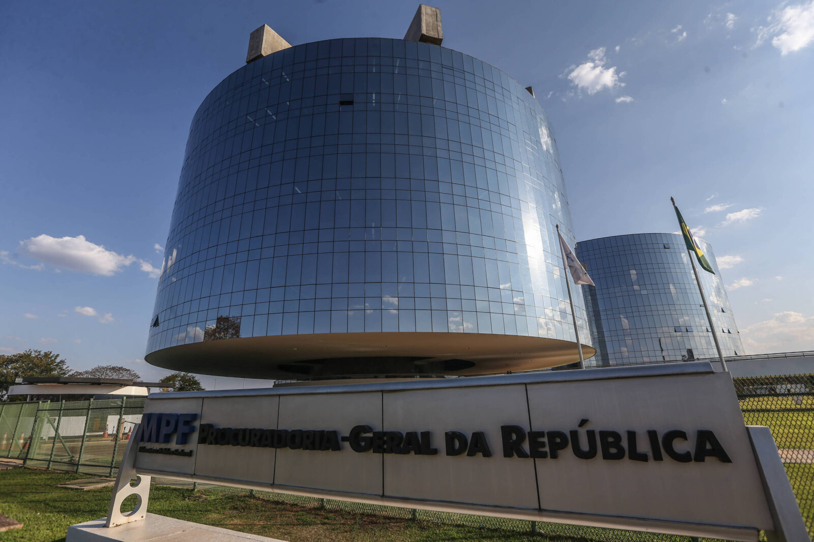 mpf-e-promotoria-de-7-estados-descumprem-regra-de-transparencia-sobre-salarios