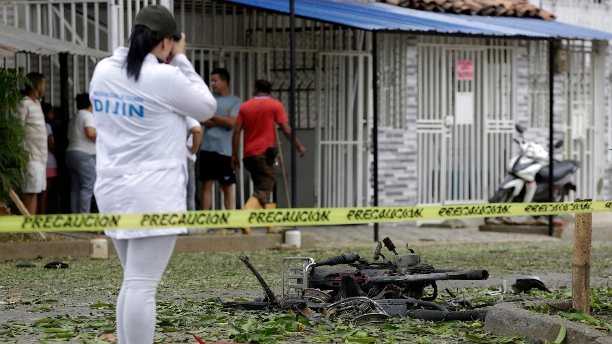 frustran-atentado-en-jamundi,-valle:-lo-que-se-sabe-del-ataque-de-disidentes-de-farc-con-explosivos-en-el-sector-de-las-pinas-contra-la-fuerza-publica
