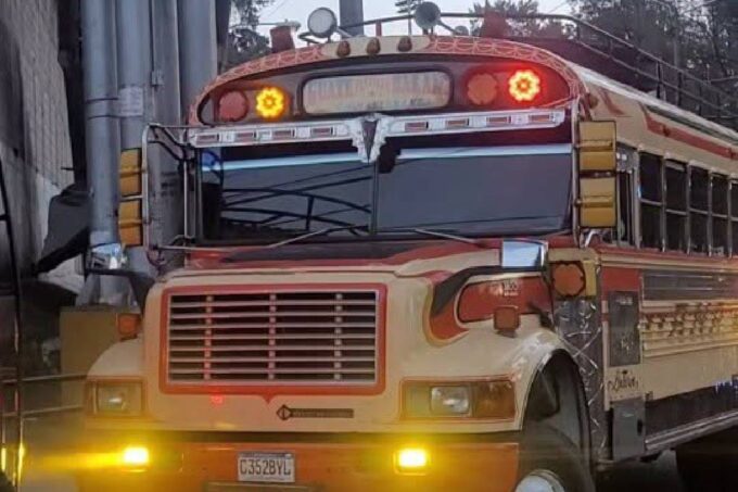 aumenta-el-pasaje-de-bus-desde-sacatepequez-a-varios-destinos:-asi-quedan-las-tarifas
