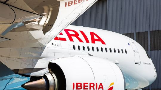 iberia-cumplio-80-anos-del-primer-vuelo-que-unio-madrid-y-buenos-aires
