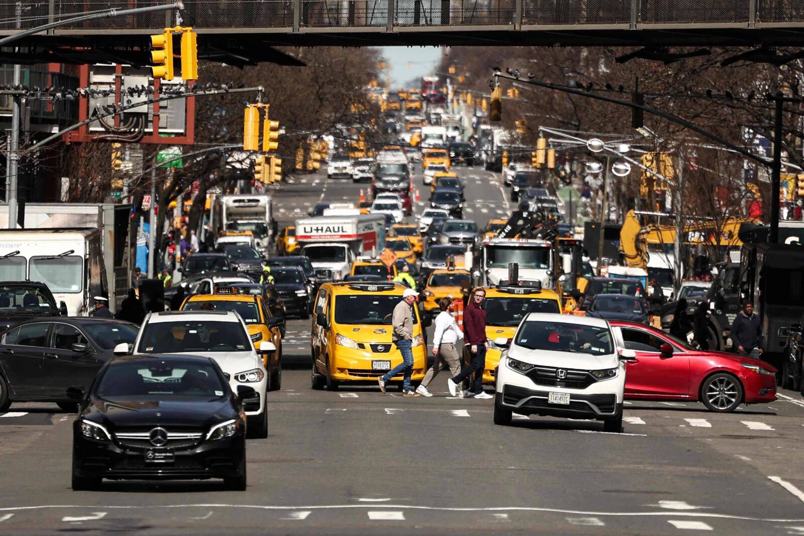 governo-trump-deve-propor-normas-mais-brandas-para-economia-de-combustivel-em-veiculos