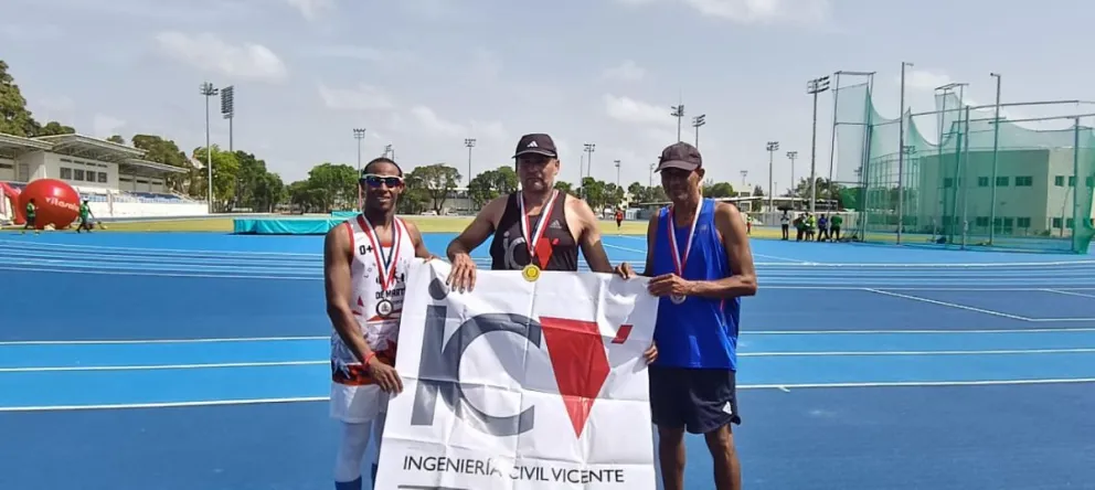 atleta-ovallino-conquista-dos-medallas-de-oro-en-torneo-master-internacional