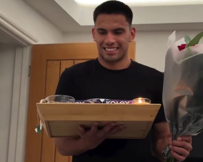 (video)-¡el-ultimo-romantico!-diego-gomez-se-luce-en-los-dias-“dificiles”-de-su-novia
