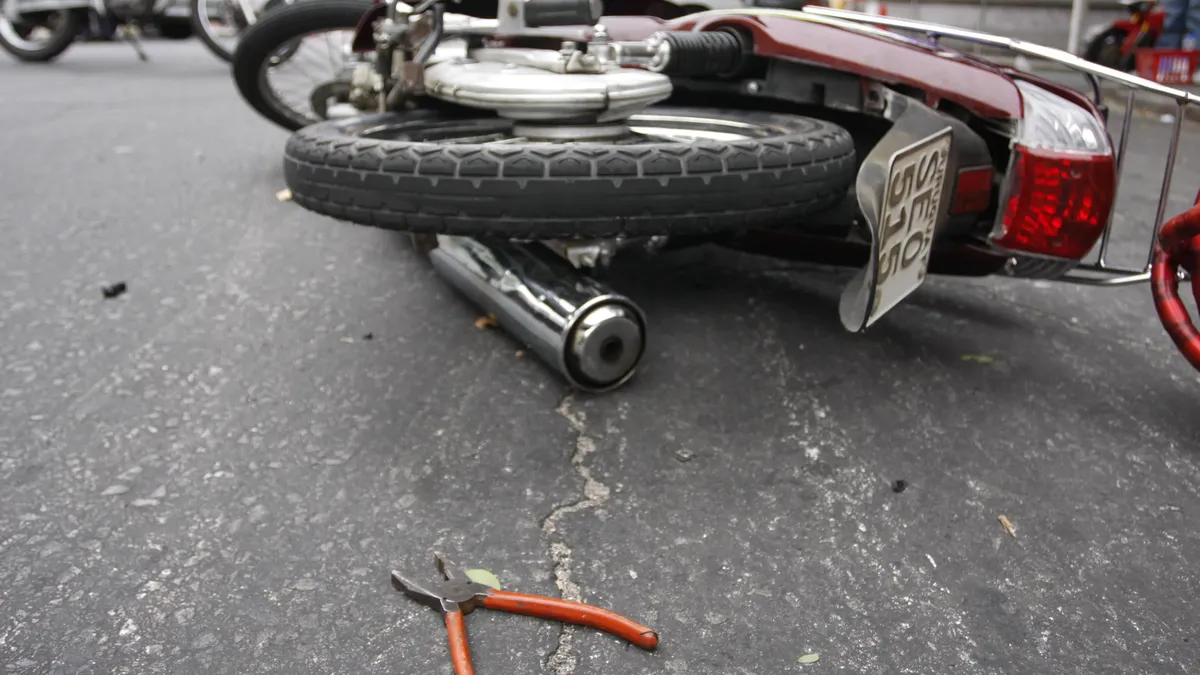 un-nino-de-un-ano-murio-tras-un-choque-entre-un-auto-y-una-moto-en-piedras-blancas